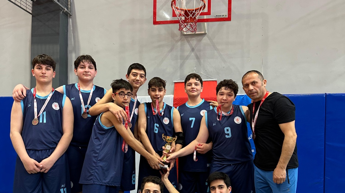 Okulumuz basketbol branşında 3.oldu